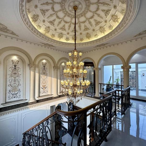1 kanal Classical Design House Available For Sale in DHA Phase 7 Lahore-5