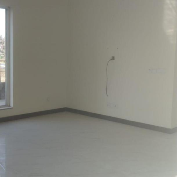 1 Kanal Like Brand New Upper Portion With Separate Entrance-9