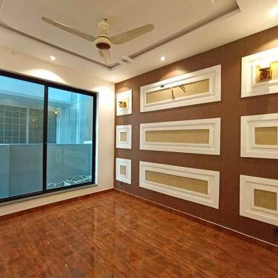 5 Marla Brand New Ultra Modern Design House For Sale In DHA Phase 11 Rahbar Lahore.A+ Solid Construction.-8