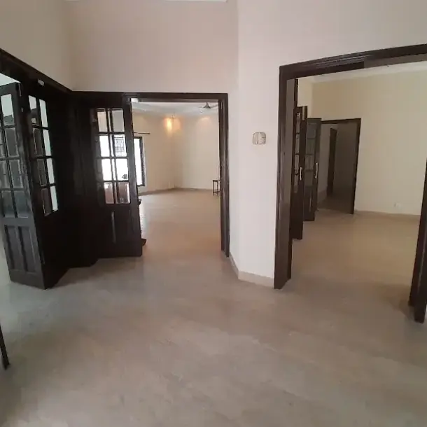 1 Kanal House Available For Rent in DHA Phase-5 Block-G-3