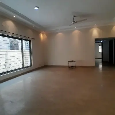 1 Kanal House Available For Rent in DHA Phase-5 Block-G