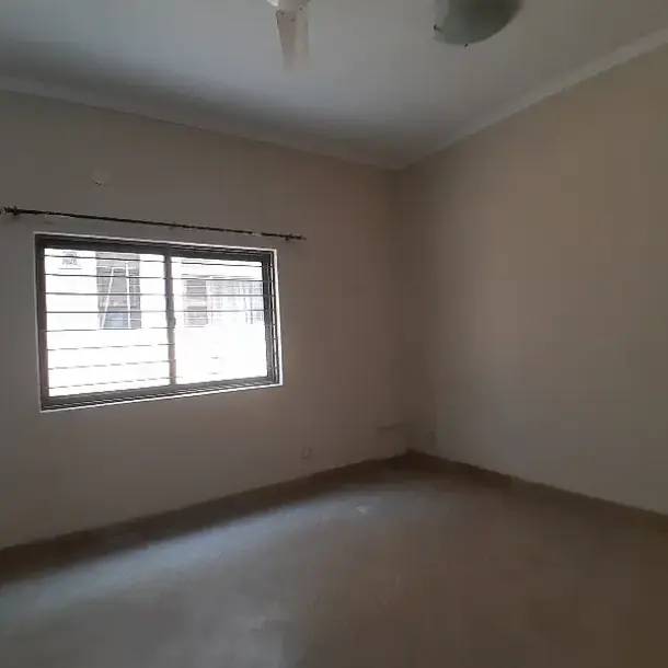 1 Kanal House Available For Rent in DHA Phase-5 Block-G-15