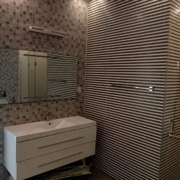 1 Kanal House Available For Rent in DHA Phase-5 Block L-4