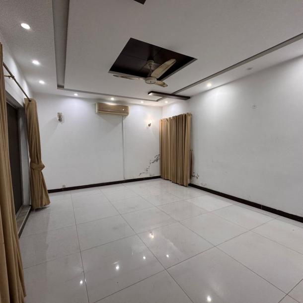 1 Kanal Portion Available For Rent In Phase 5 DHA Lahore-14