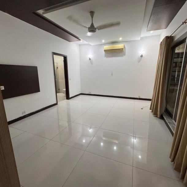 1 Kanal Portion Available For Rent In Phase 5 DHA Lahore-8