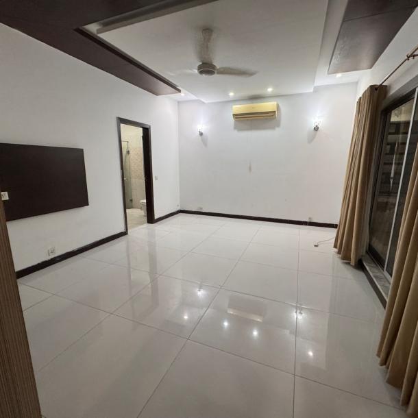 1 Kanal Portion Available For Rent In Phase 5 DHA Lahore-7