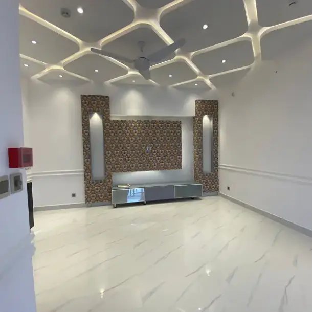 1 Kanal Upper Portion House For Rent In DHA Phase 6 Lahore-3