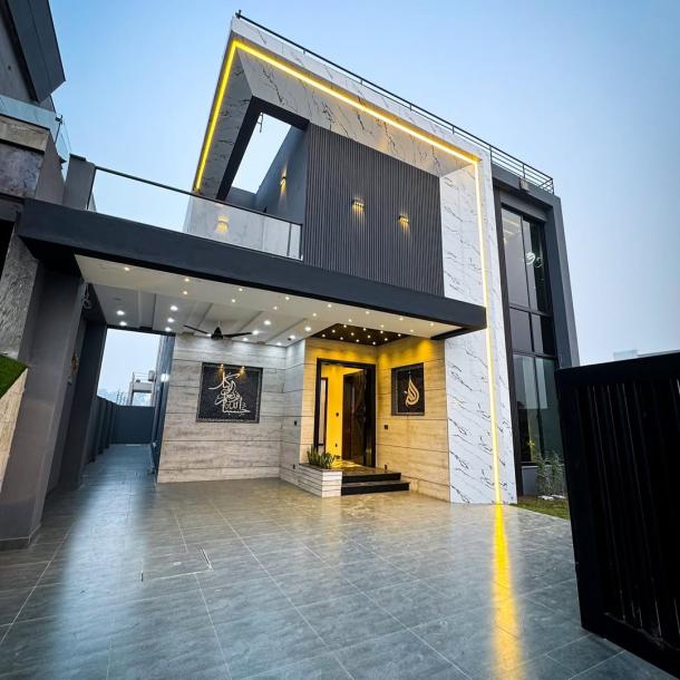 10 Marla House For Sale in DHA Phase 7, Lahore-1