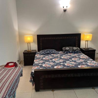 For Rent 1 Kanal Upper Portion Fully Furnished House in DHA Phase 5 Near Jalal Sons Market