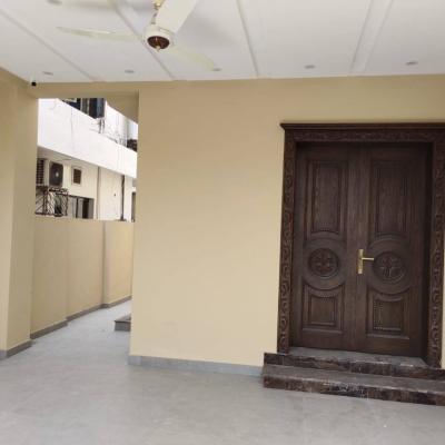 For Rent 1 Kanal House In DHA Phase 3 Lahore Near Macdonald