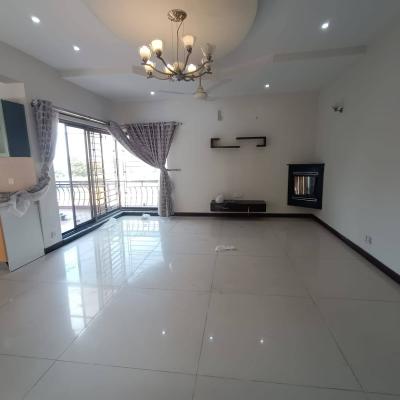 1 kanal Slightly Used Upper Portion for Rent In DHA Phase 6 Lahore