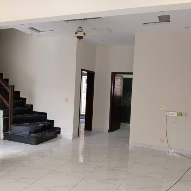 Double Unit 5 Marla For Rent Ground+Upper Portion House in State Life Society Near DHA Phase 5-4