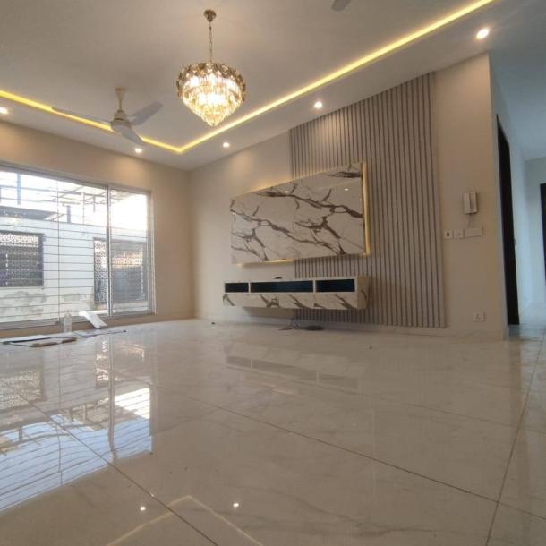 Upper Portion with Lounge & Kitchen 1 Kanal House For Rent In DHA 6 Lahore-1