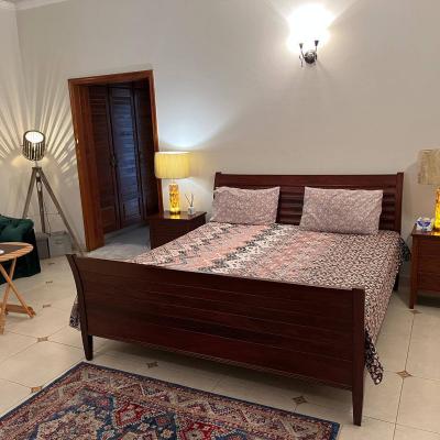 For Rent 1 Kanal Fully Furnished Upper Portion For Rent In DHA Phase 5 Near Jalal Sons Market-5