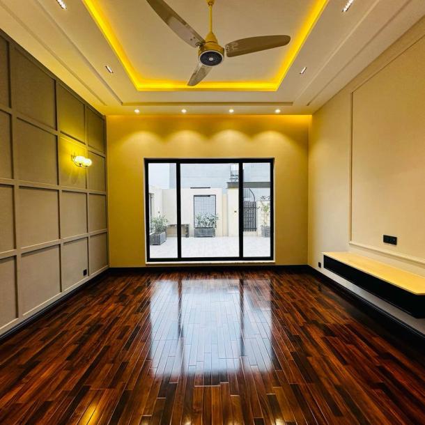 22, Marla House For Sale 5, Bedroom with Attached Bathroom In DHA phase 6, Lahore-11