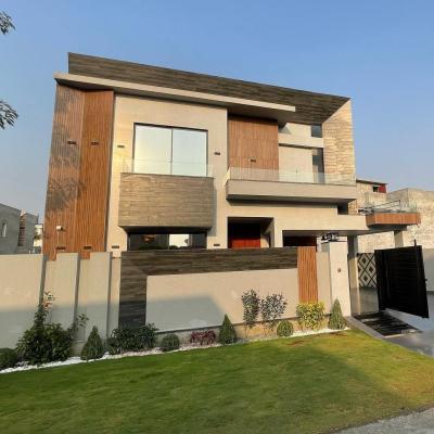 12 Marla Ultra Modern Design House For Sale in DHA Phase 5 Lahore