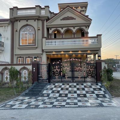 10 Marla Victorian Design House For Sale in Formanite Housing Scheme opposite to DHA Phase 5, Lahore