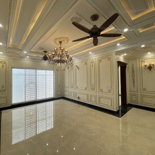 14.6 Marla White House For Sale in New Saman-e-Abad , Near Ferozpur Road Lahore-4