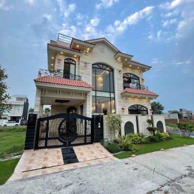 5.25 Marla House For sale in DHA Phase 9 Town, Lahore Pakistan