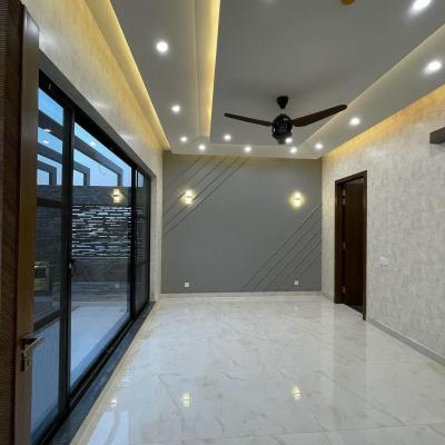 1 kanal House For Sale In DHA Phase 7