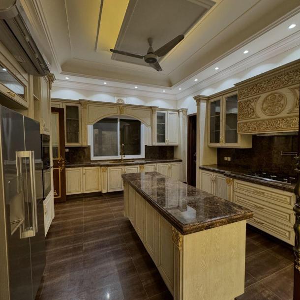 2 kanal Luxury Regal Classical Furnished House For sale in the heart of Lahore Pakistan-19