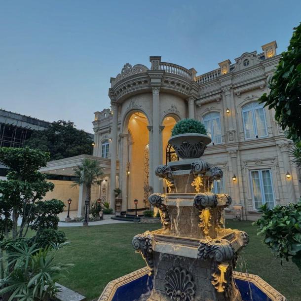 2 kanal Luxury Regal Classical Furnished House For sale in the heart of Lahore Pakistan-2